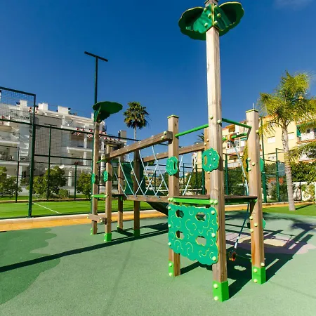 Viktoria Iii Playa Con Acogedora Terraza * دينايا